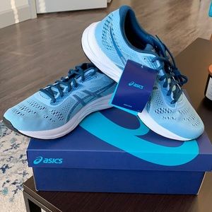 NEW ASICS GEL AMPLIFOAM RUNNING SHOE